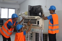 Electrical-students_activities-in-workshop_Don-Bosco-Poipet_April-2024-6-min